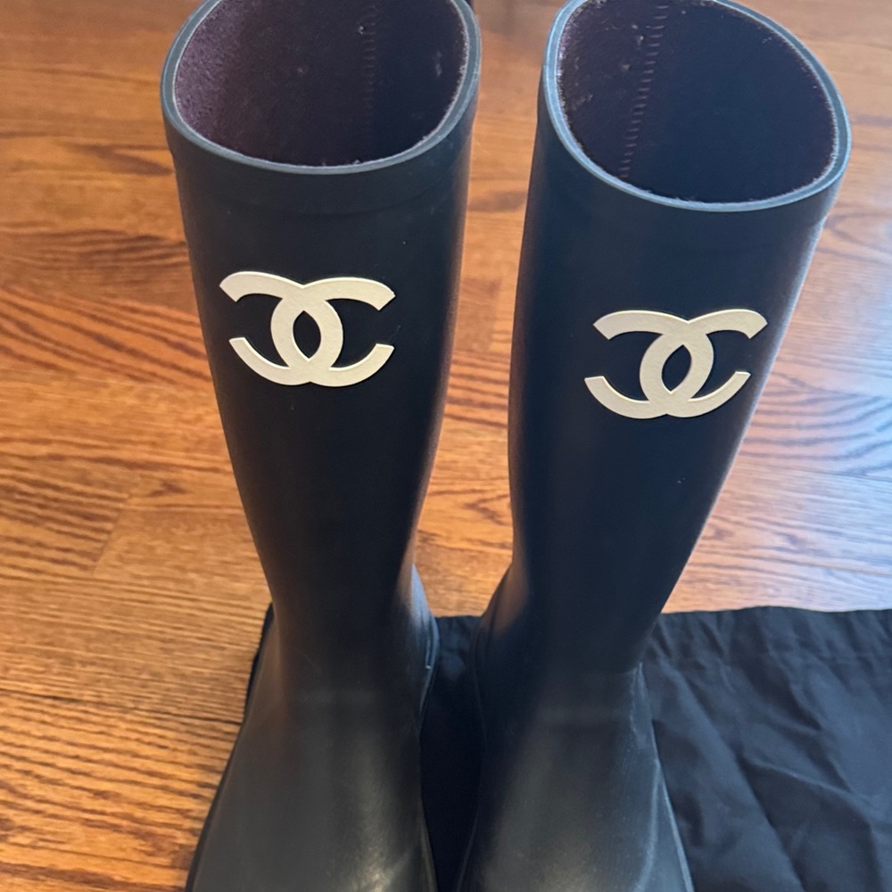Authentic CHANEL Black Tall Rain Boots - Picture 2 of 10